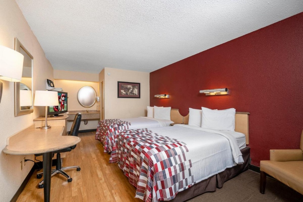 Standard Room with Two Double Beds Smoke Free